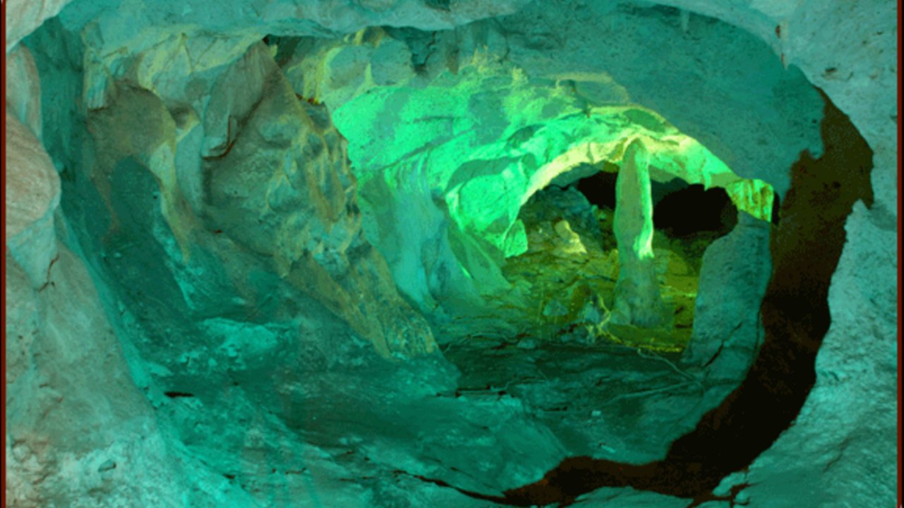 Green Grotto Caves